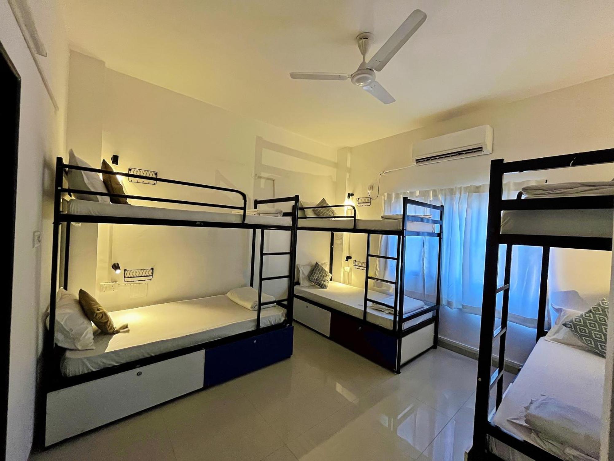 Hoshtel99 - Lux - Stay, Cowork And Cafe - Luxurious Bungalow Pune Ngoại thất bức ảnh